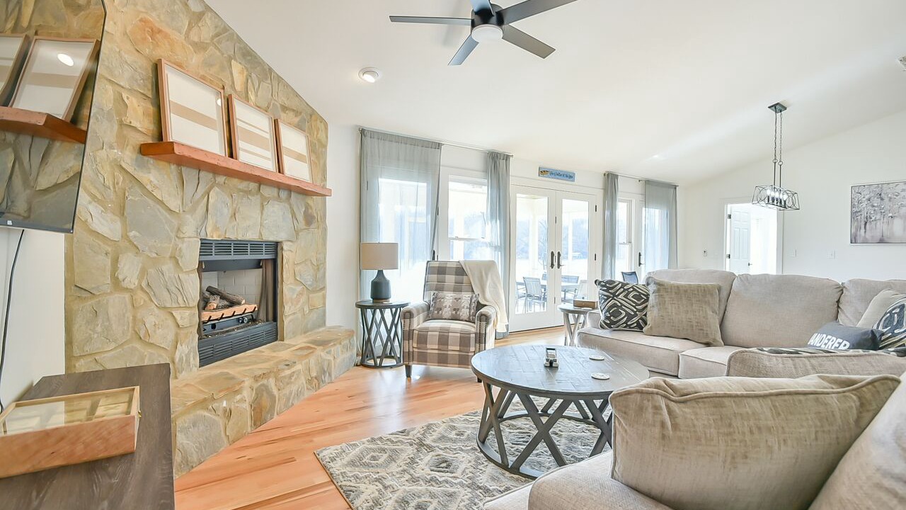 Photo of Livingroom in Semora