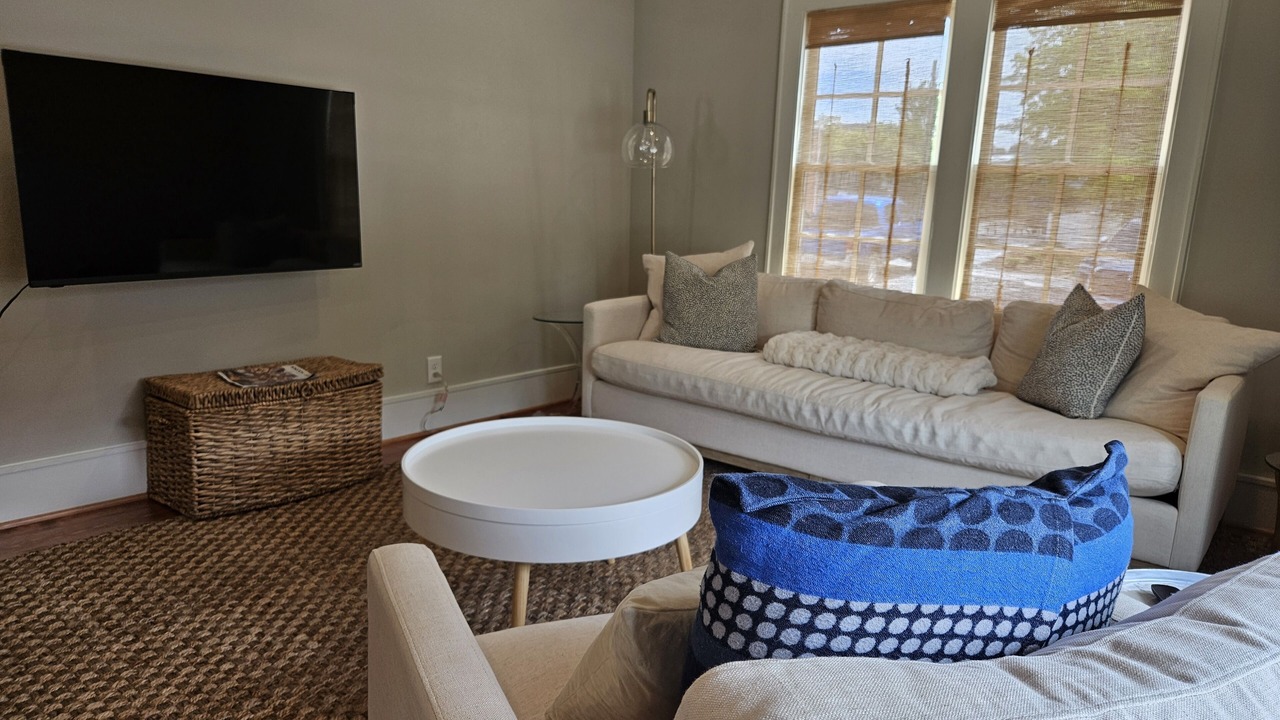 Photo of Livingroom in Winston - Salem
