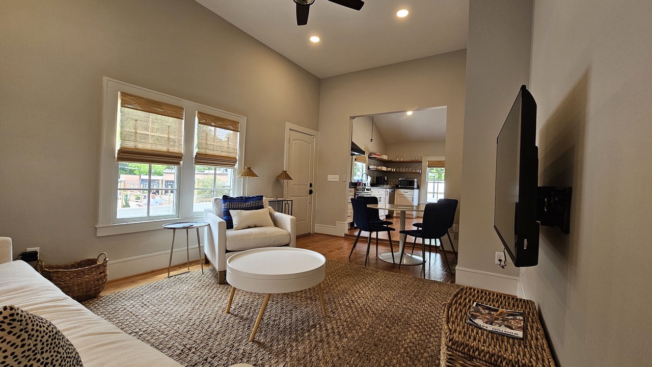 Photo of Livingroom in Winston - Salem