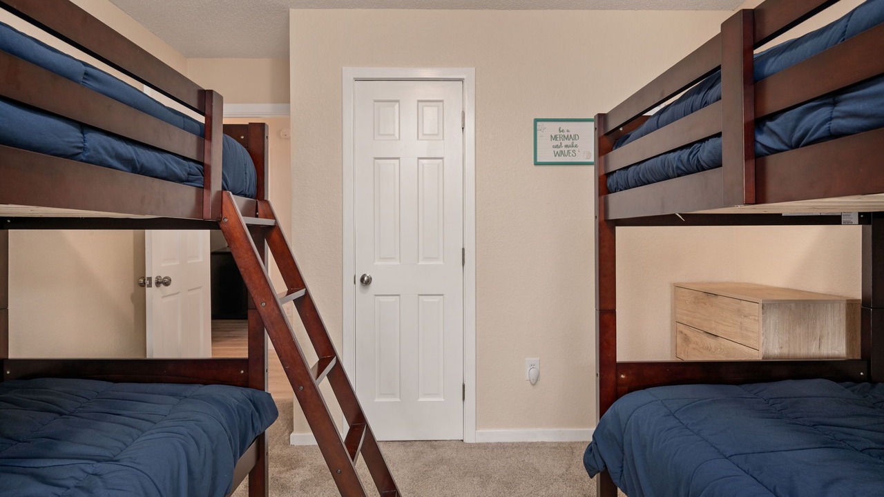 Photo of Bedroom in Ocean Sands