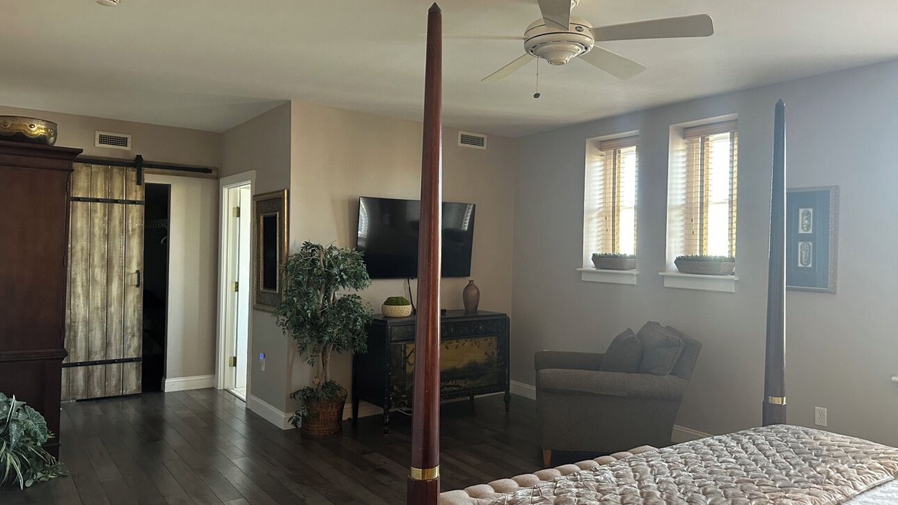 Photo of Bedroom in Asheville