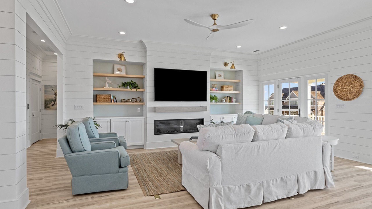Photo of Livingroom in Atlantic Beach
