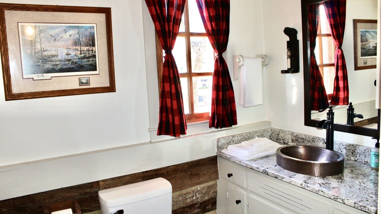 Photo of Bathroom in Mocksville