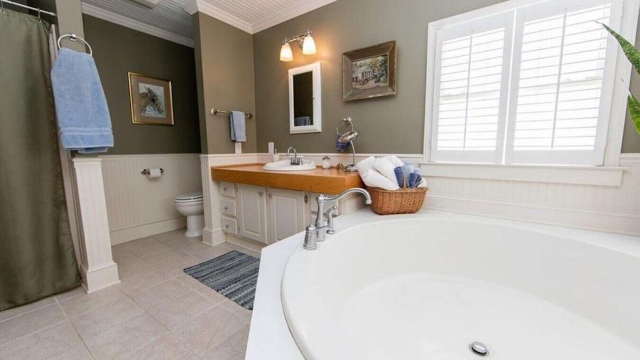 Photo of Bathroom in Minnesott Beach