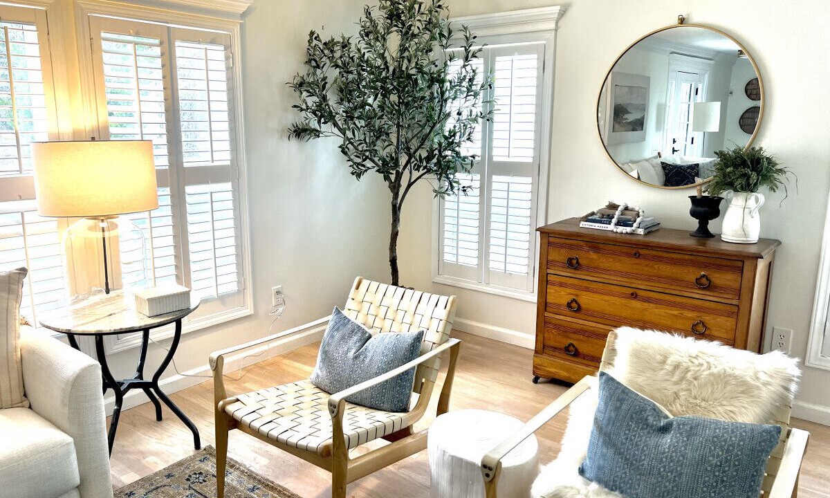Photo of Livingroom in Minnesott Beach