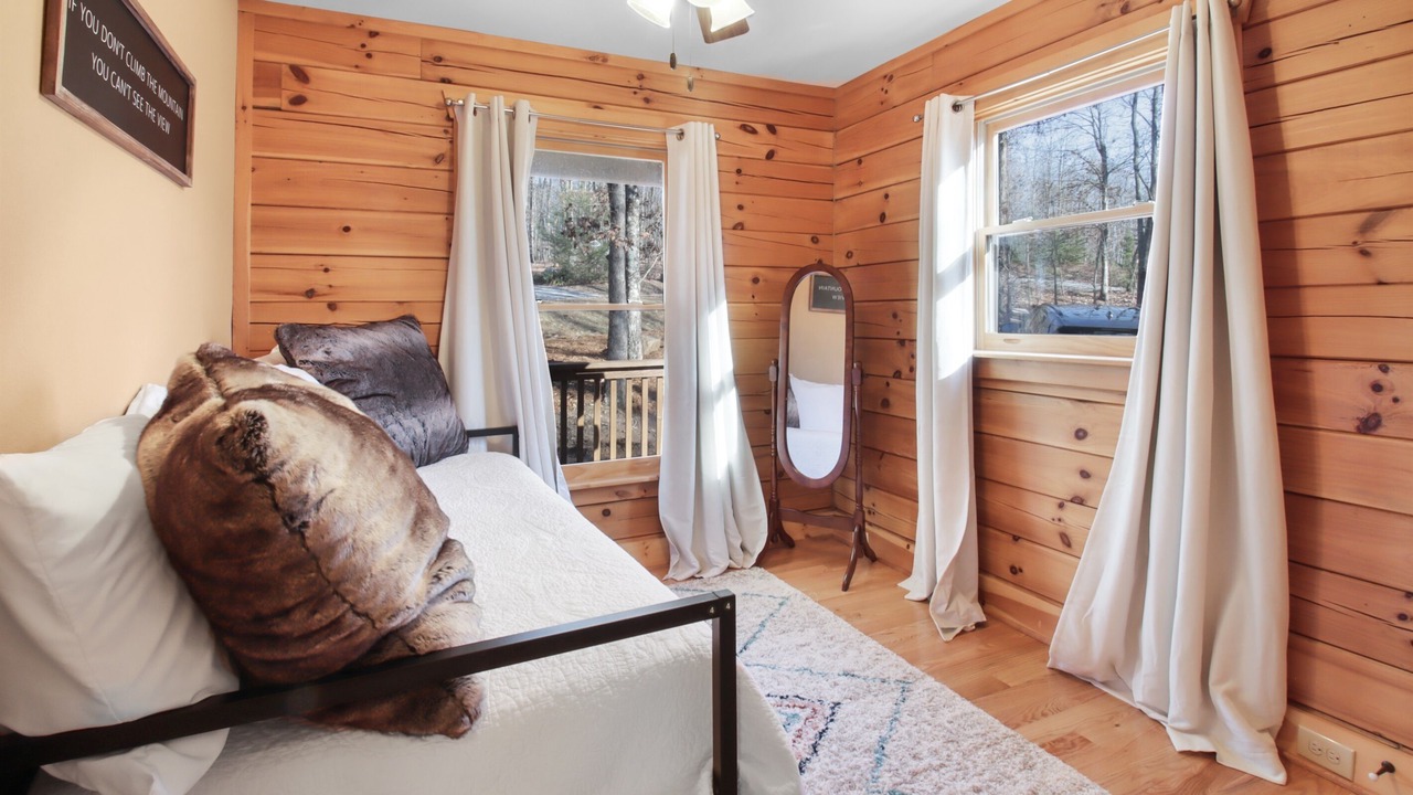 Photo of Bedroom in Vein Mountain