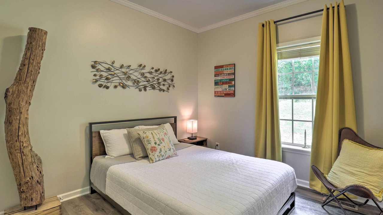Photo of Bedroom in Rutherfordton
