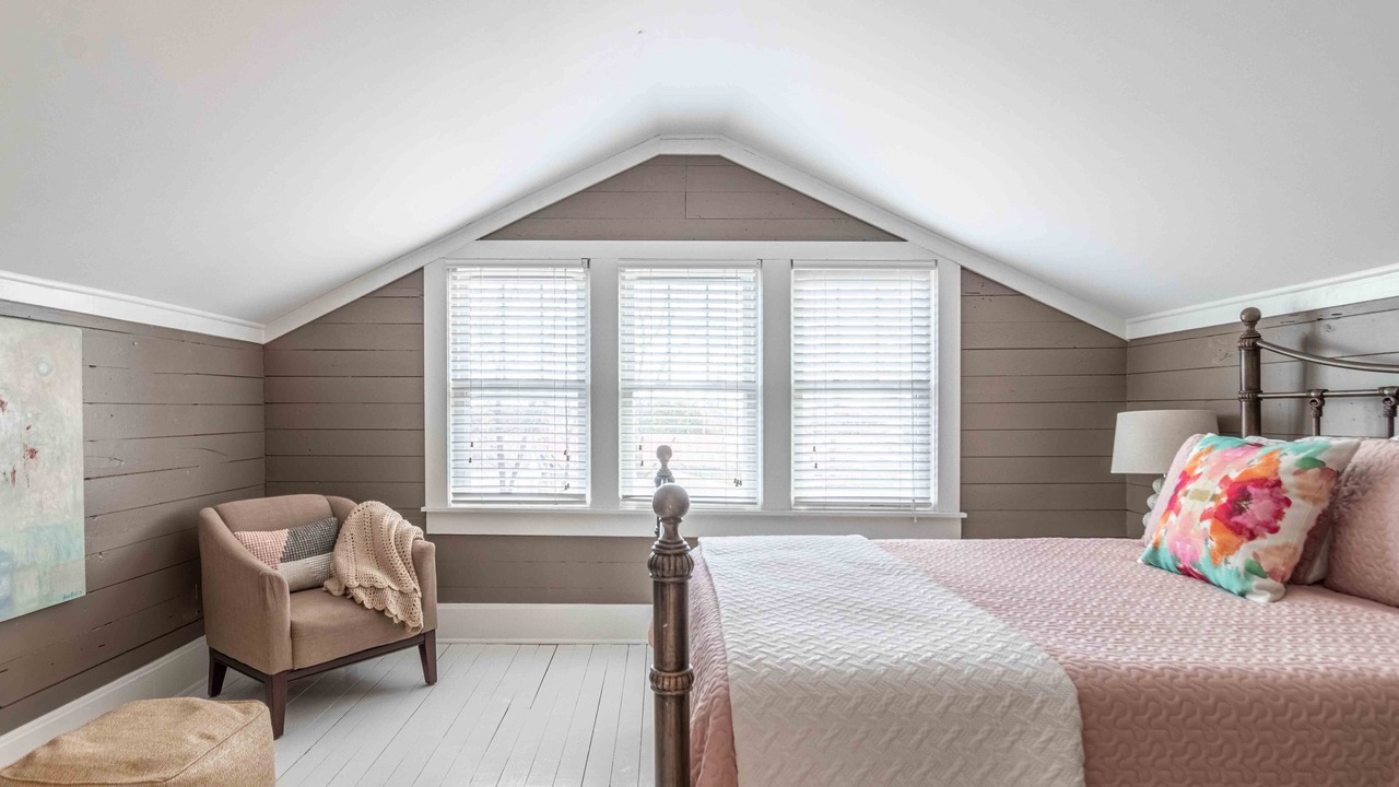 Photo of Bedroom in Hohenwald