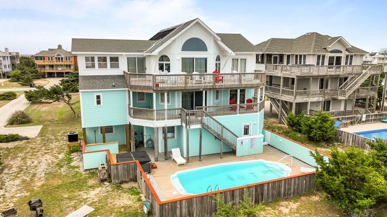 Photo of Outdoor in Waves