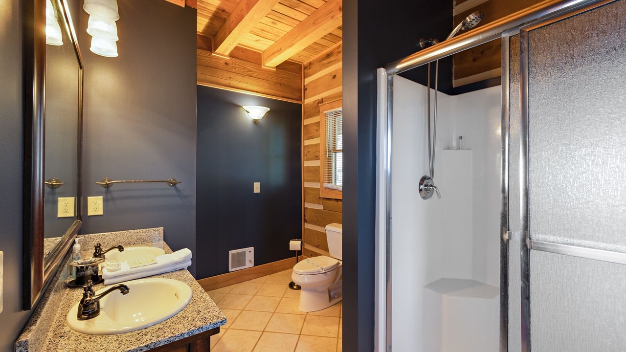 Photo of Bathroom in Seven Devils