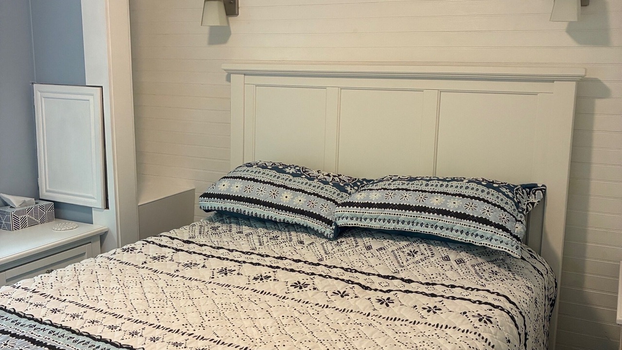 Photo of Bedroom in Newland
