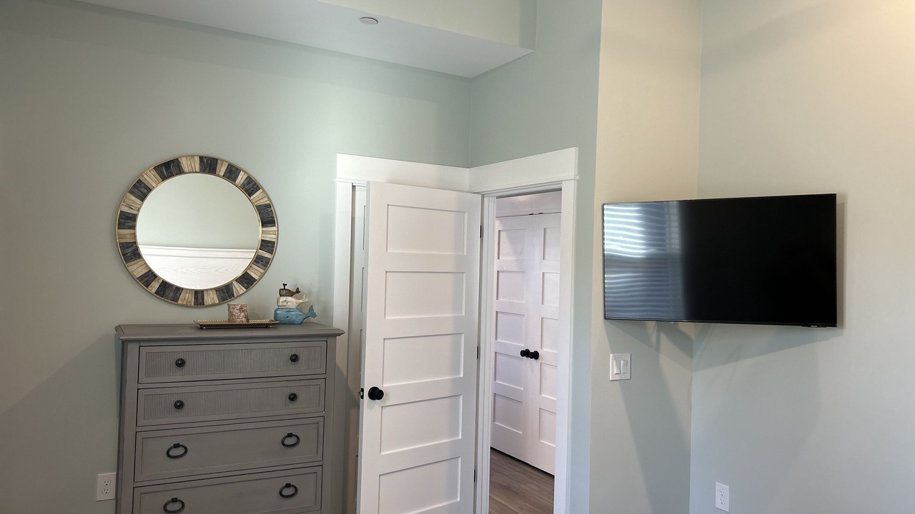 Photo of Bedroom in Corolla Light