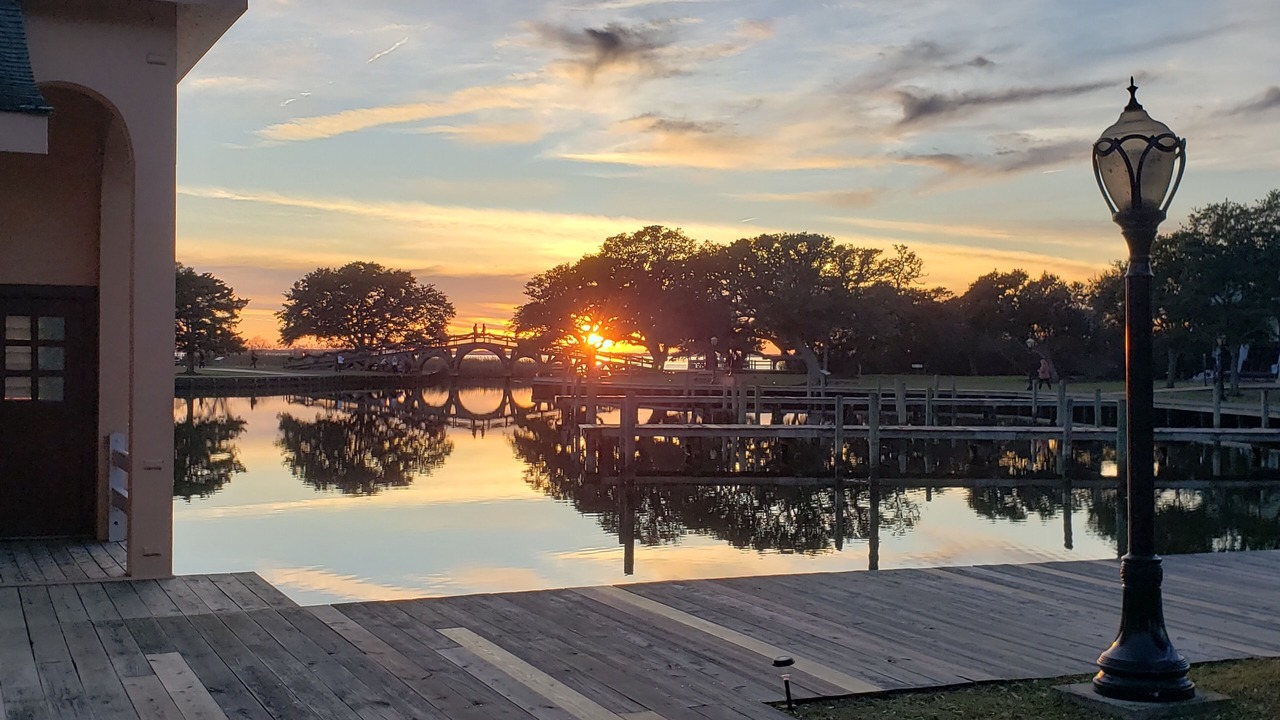 Photo of Outdoor in Corolla Light