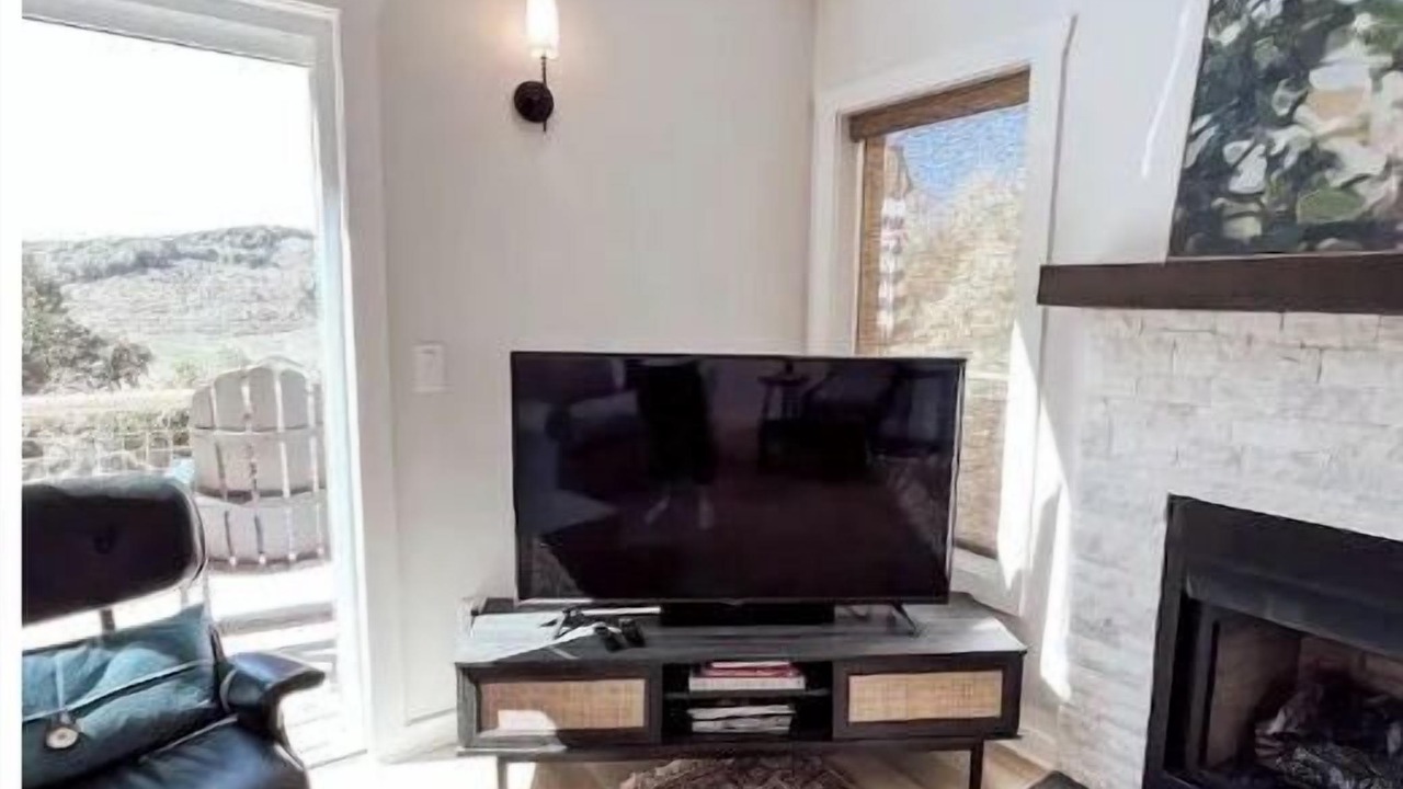 Photo of Livingroom in Fleetwood