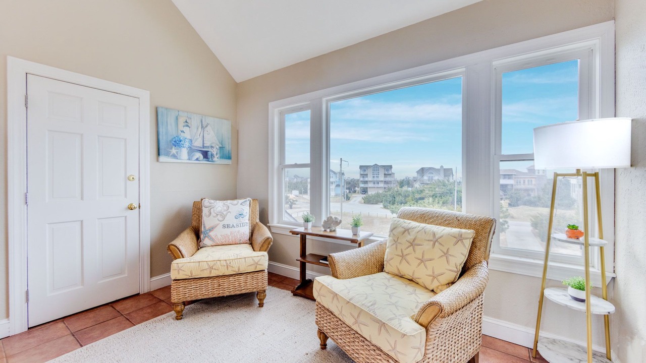 Photo of Bedroom in Waves