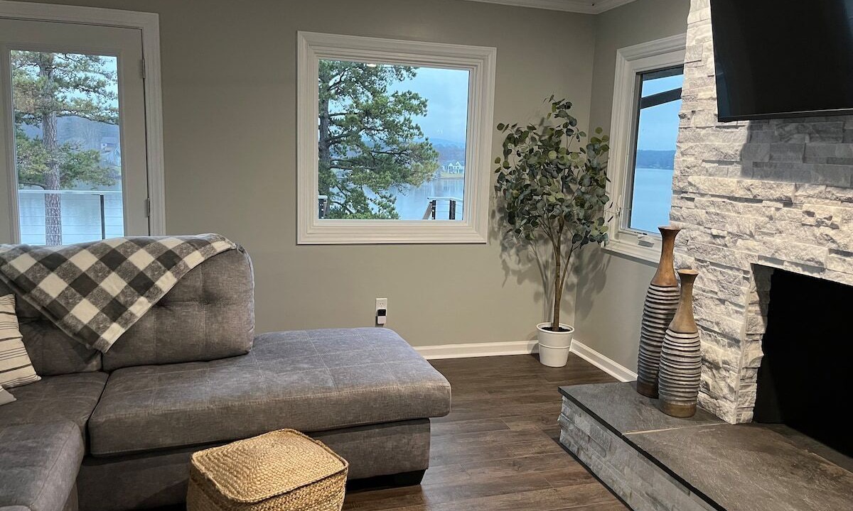 Photo of Livingroom in Hickory
