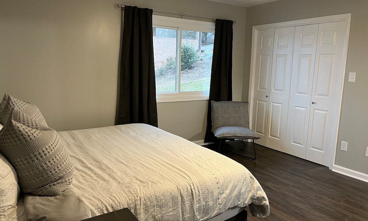 Photo of Bedroom in Hickory