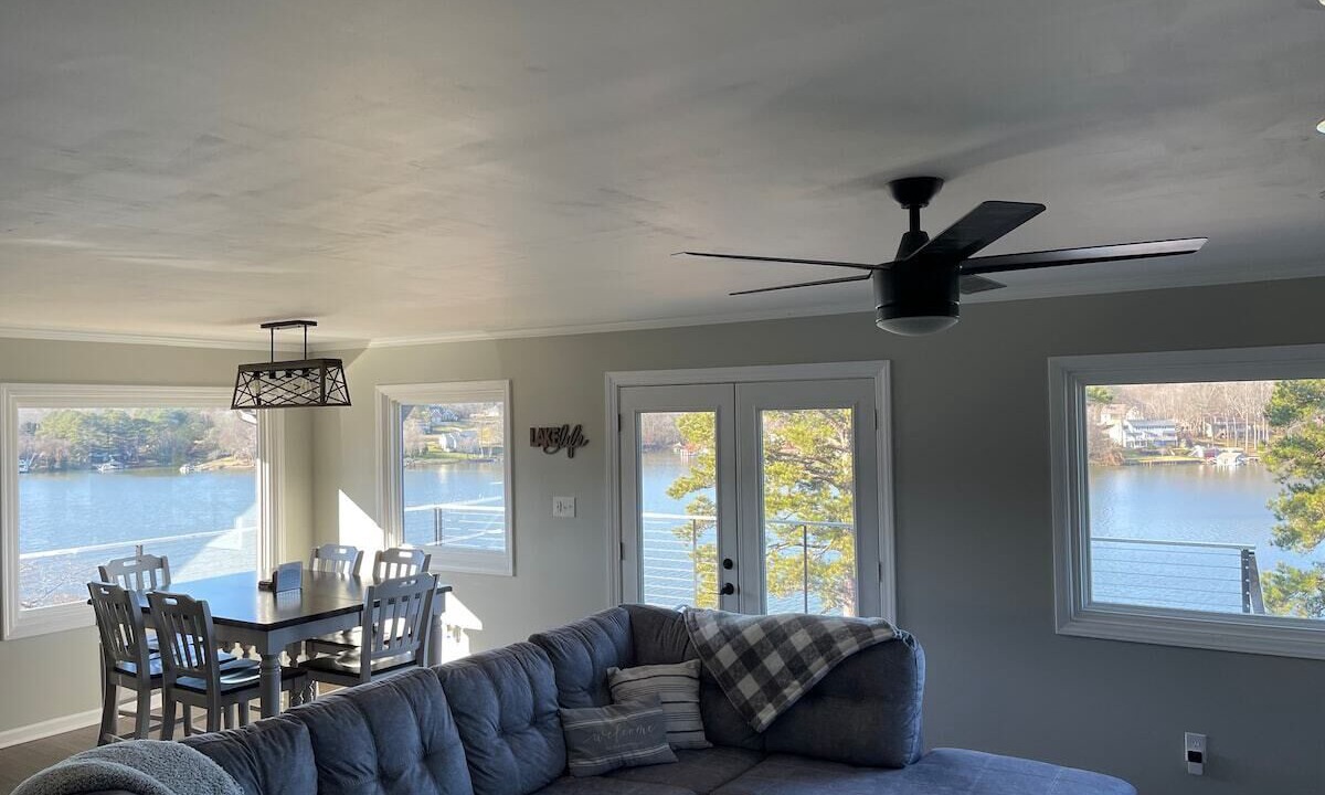 Photo of Livingroom in Hickory