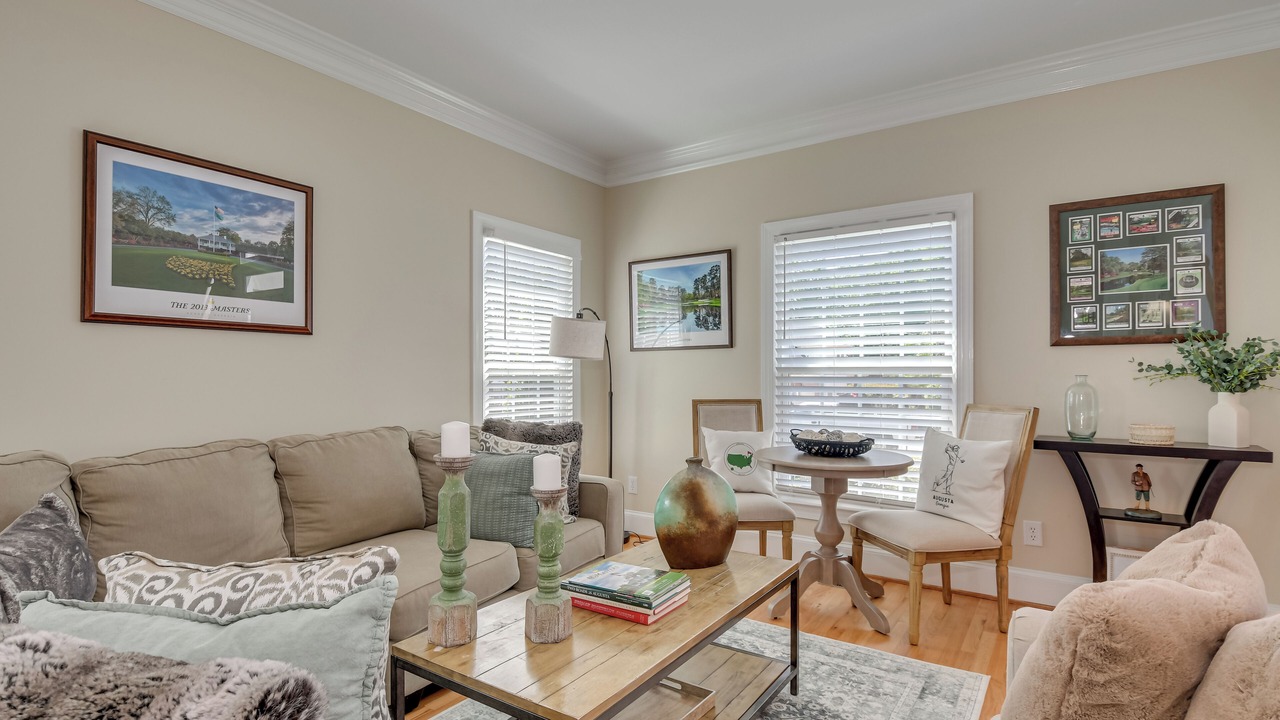 Photo of Livingroom in Augusta
