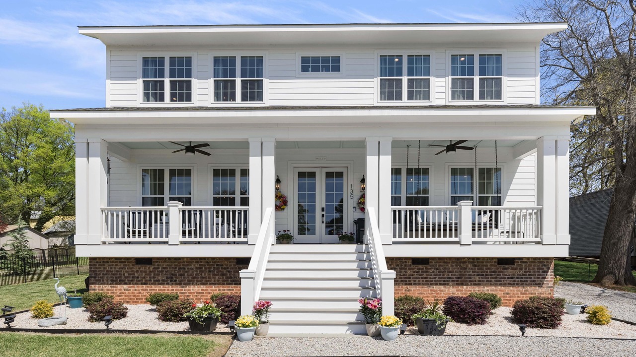 Photo of Outdoor in Mayhew