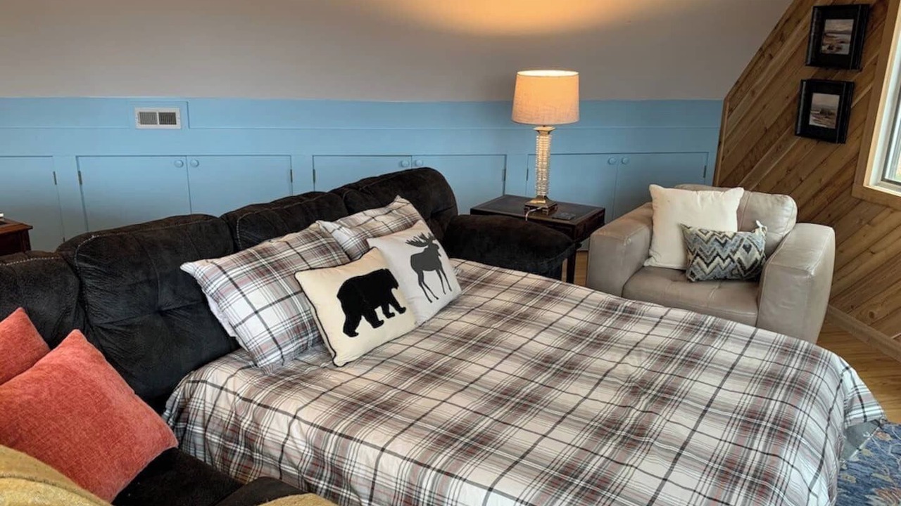 Photo of Bedroom in Burnsville