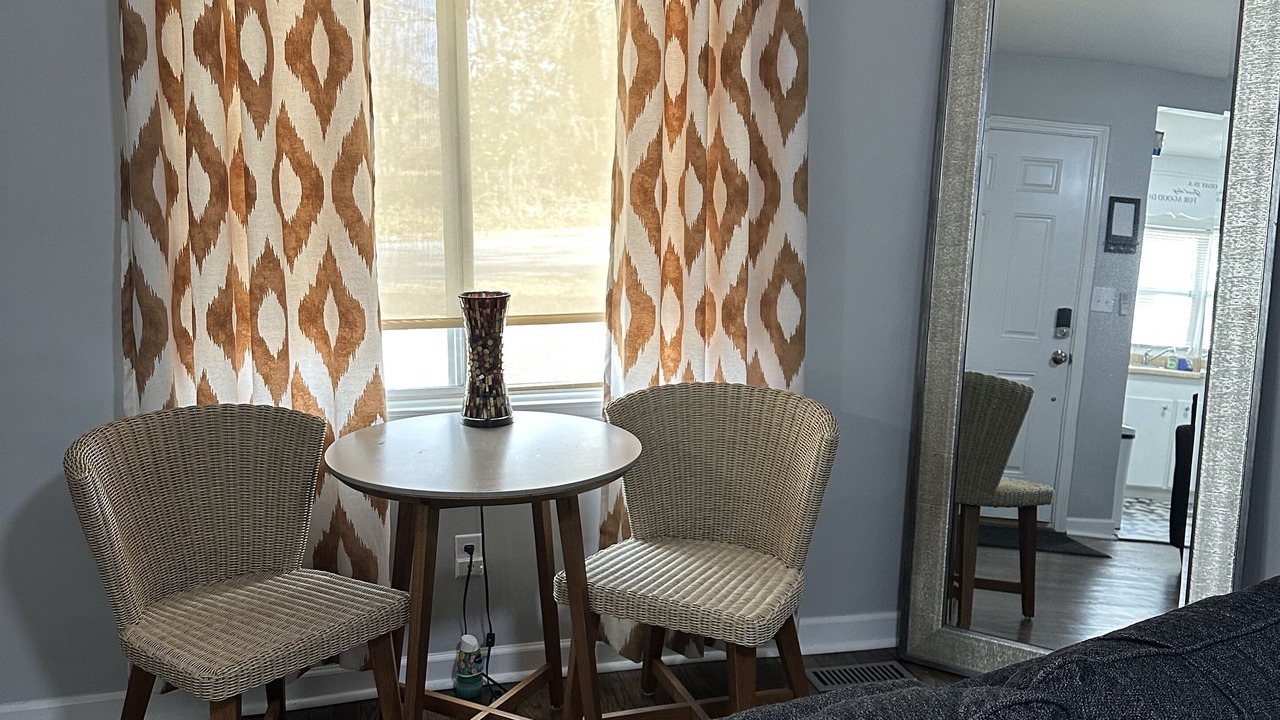 Photo of Livingroom in Jacksonville