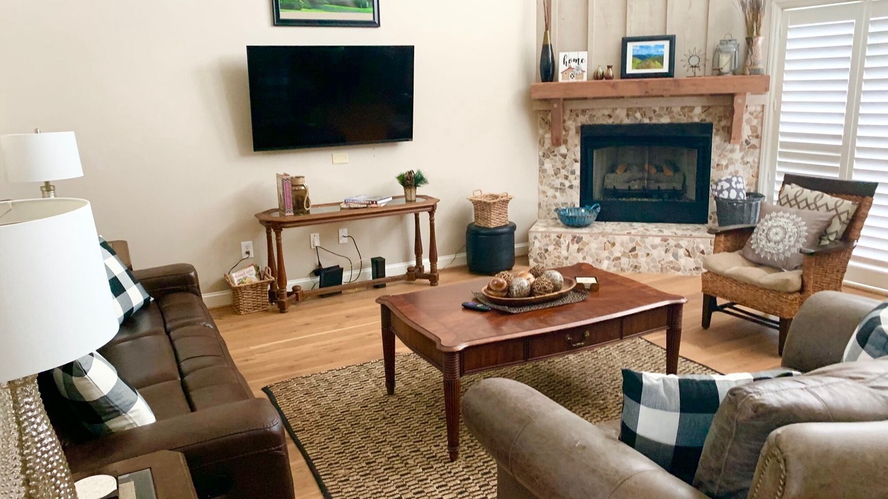 Photo of Livingroom in Roaring Gap