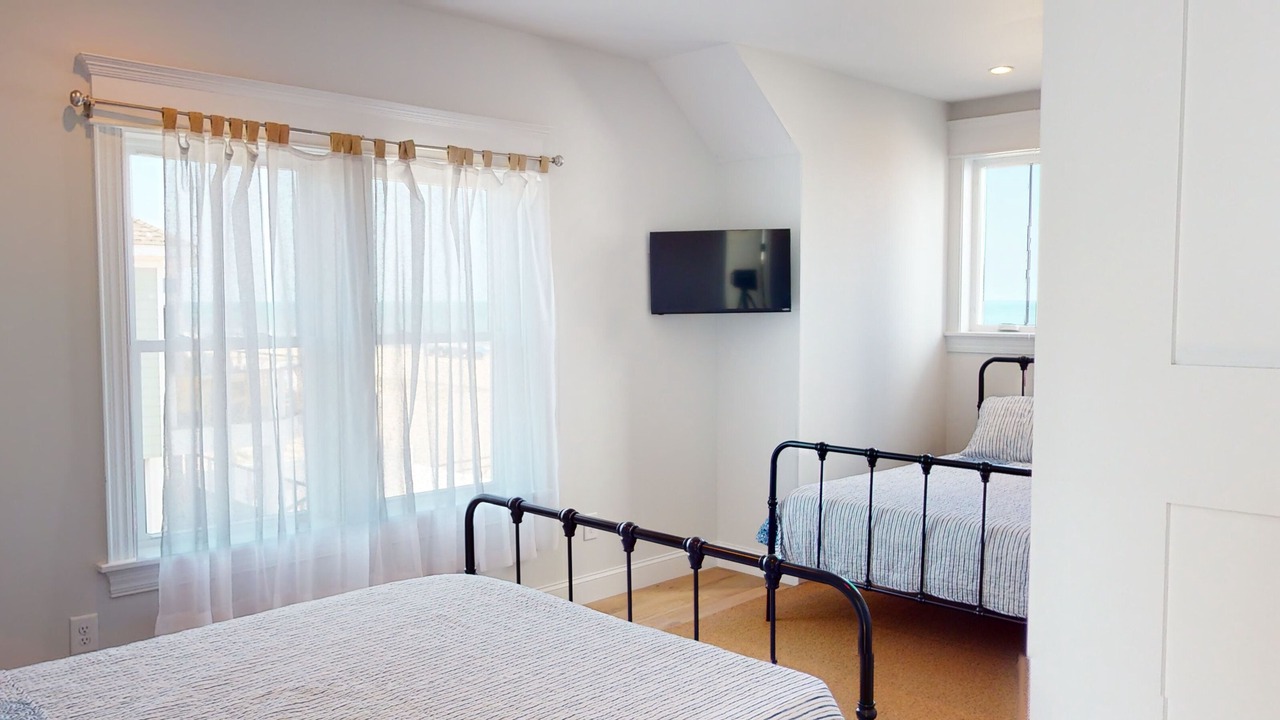 Photo of Bedroom in Carova Beach