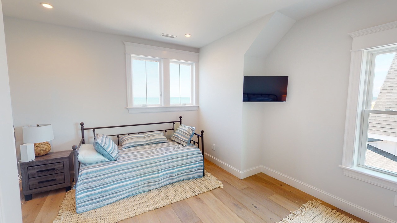 Photo of Bedroom in Carova Beach