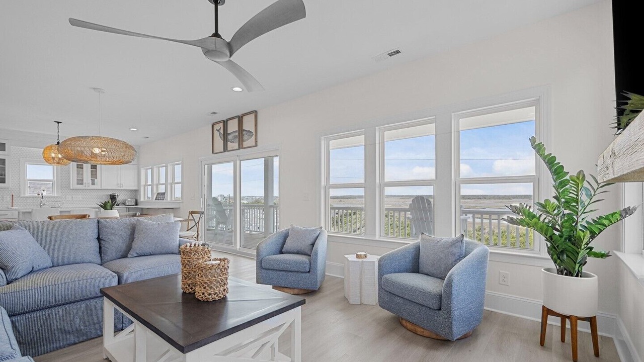 Photo of Livingroom in Village of Stump Sound