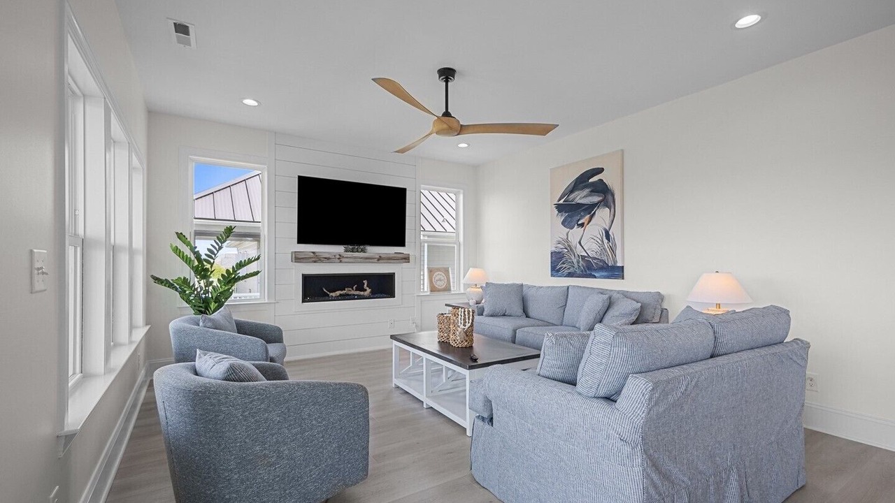 Photo of Livingroom in Village of Stump Sound
