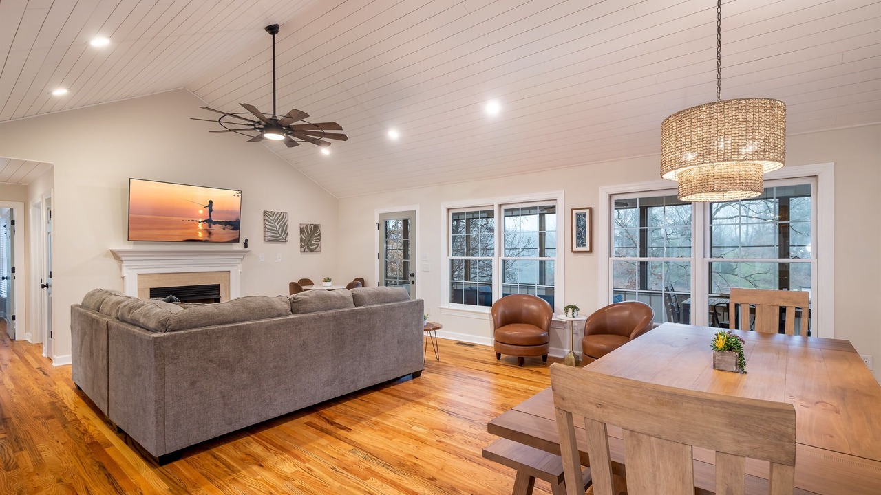 Photo of Bedroom in Mooresville