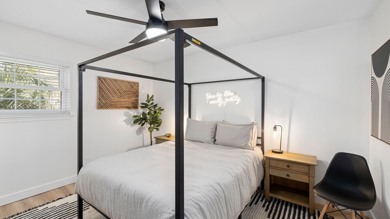 Photo of Bedroom in Myrtle Grove