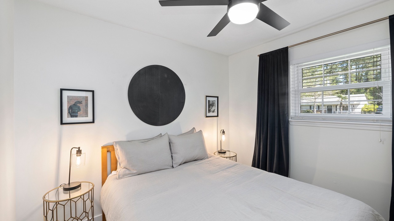 Photo of Bedroom in Myrtle Grove