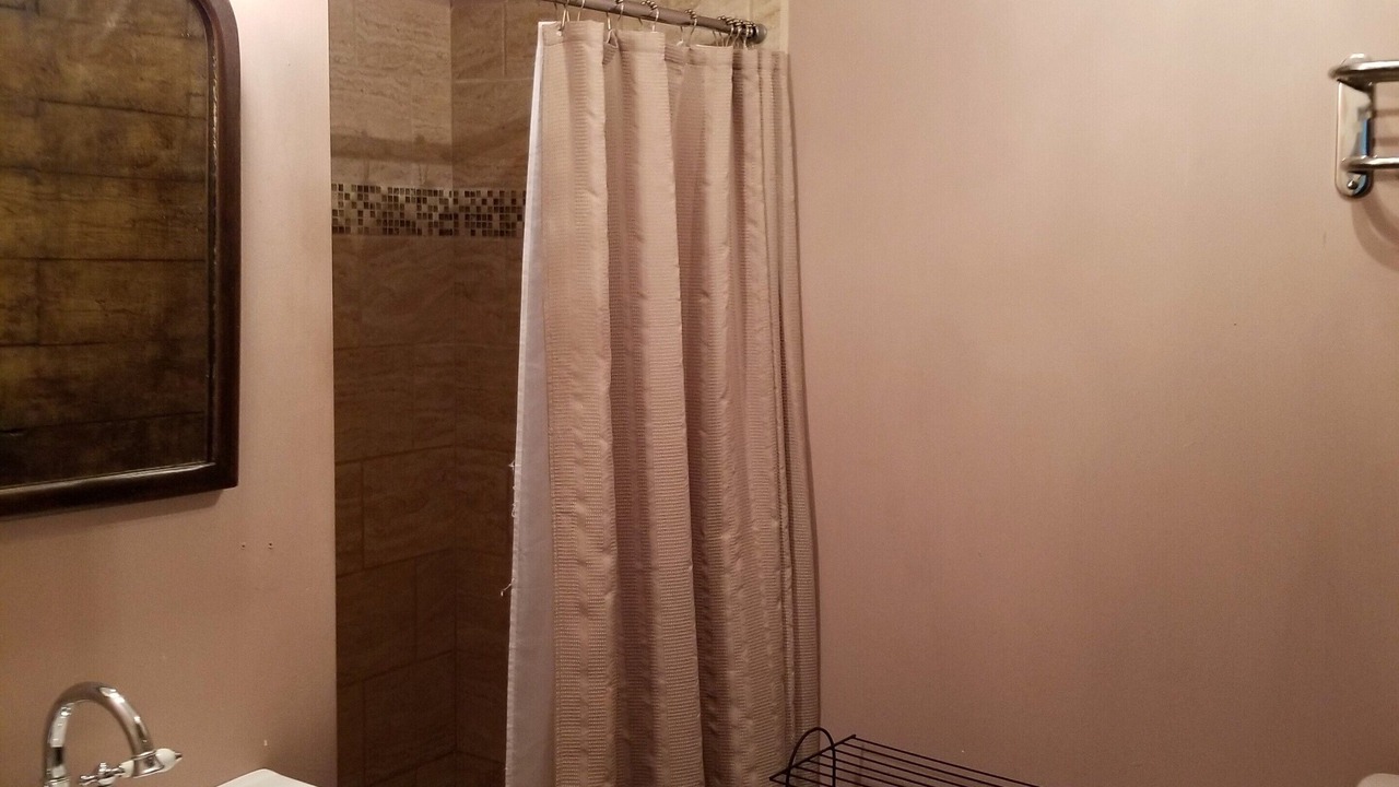Photo of Bathroom in Crumpler