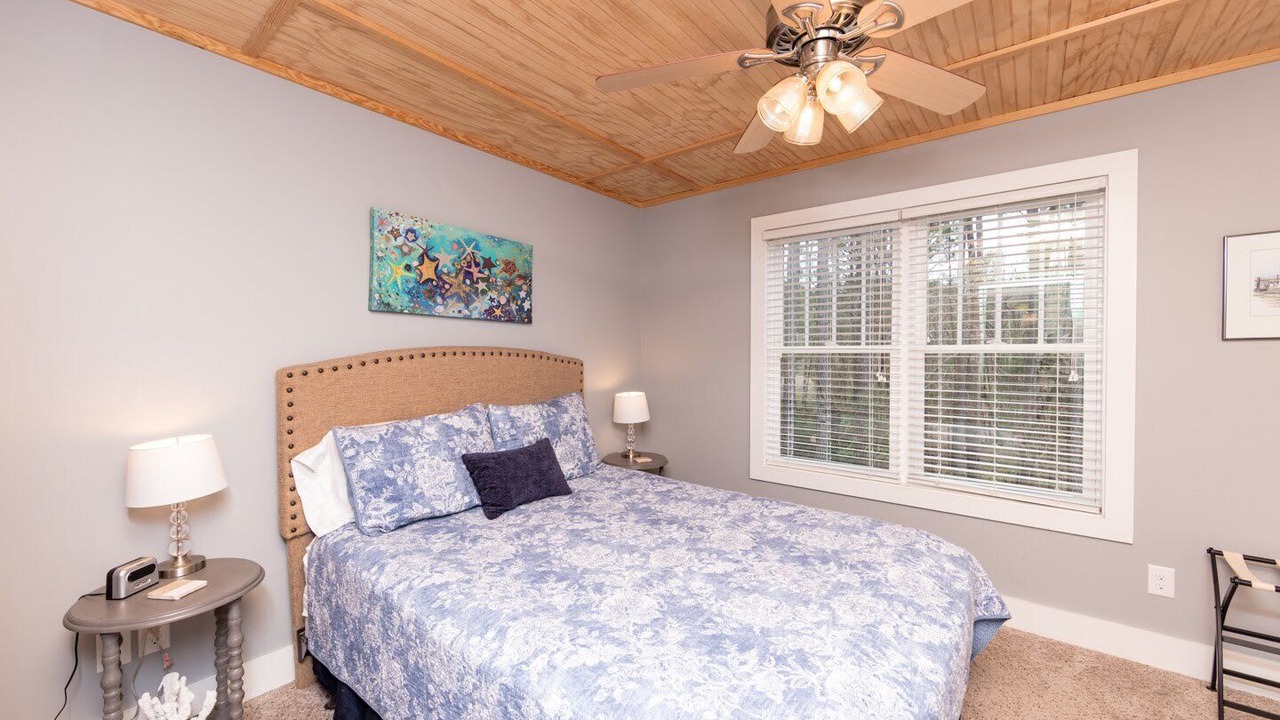 Photo of Bedroom in Minnesott Beach
