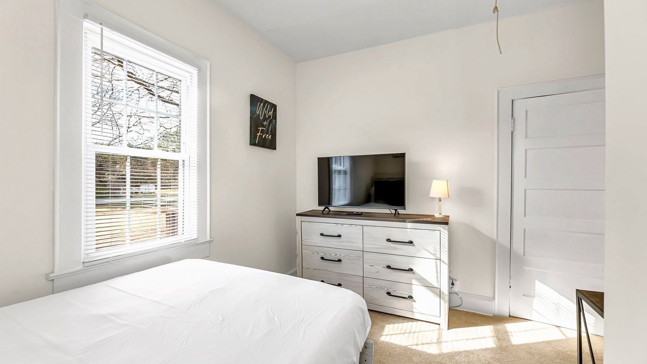 Photo of Bedroom in Kernersville