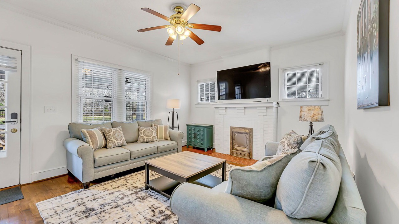 Photo of Livingroom in Kernersville