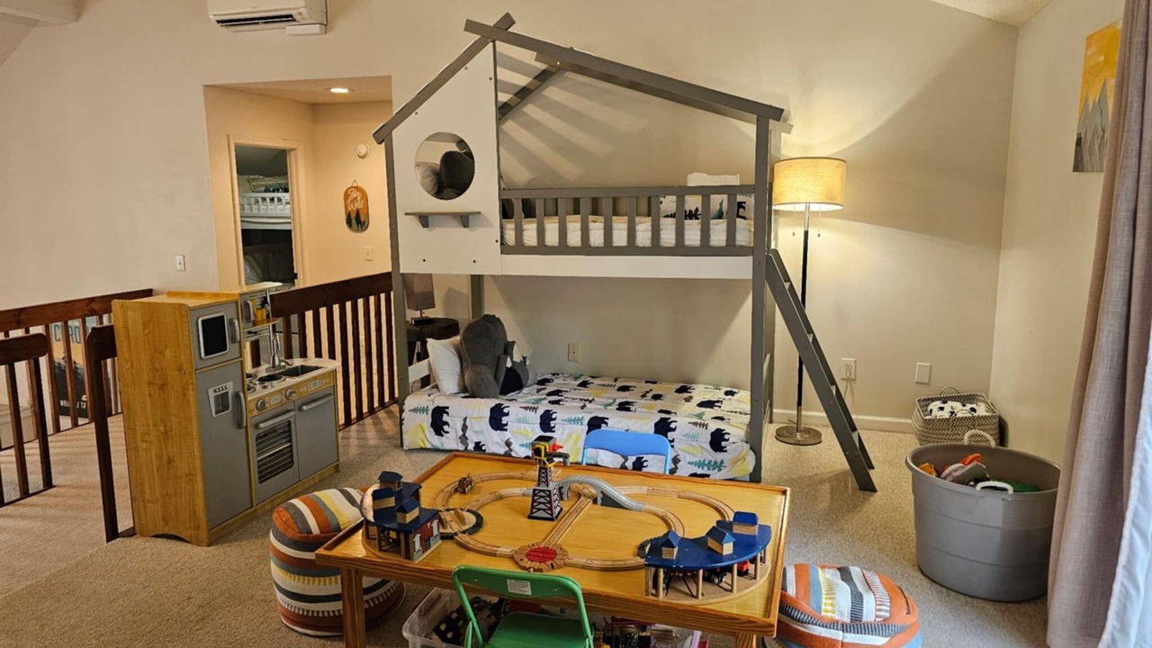 Photo of Bedroom in Mill Ridge