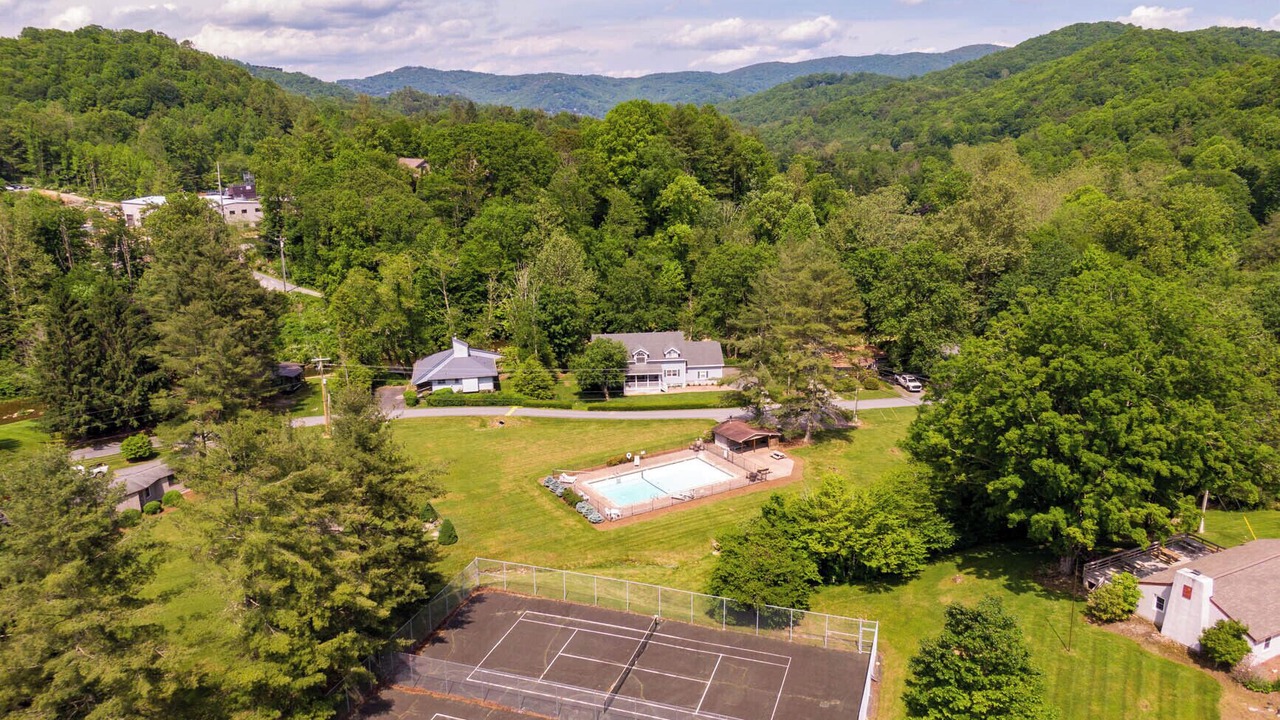 Photo of Others in Mill Ridge