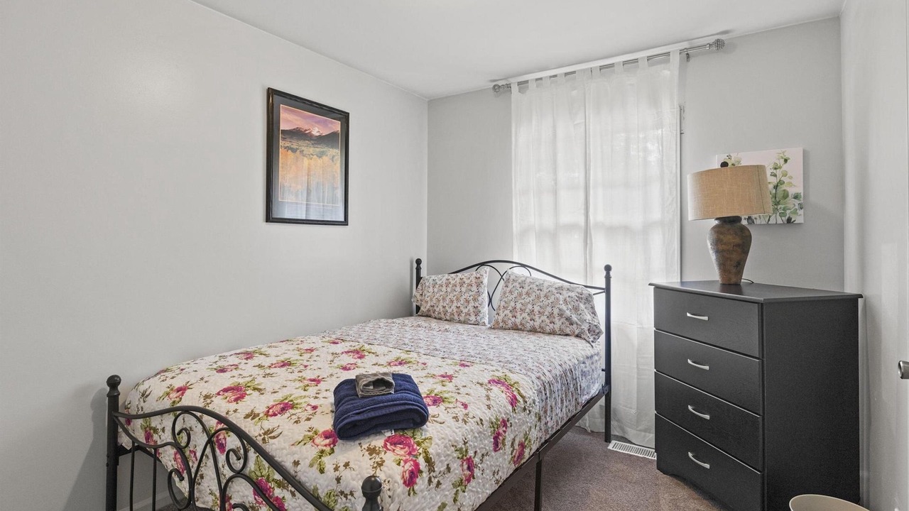 Photo of Bedroom in Knightdale