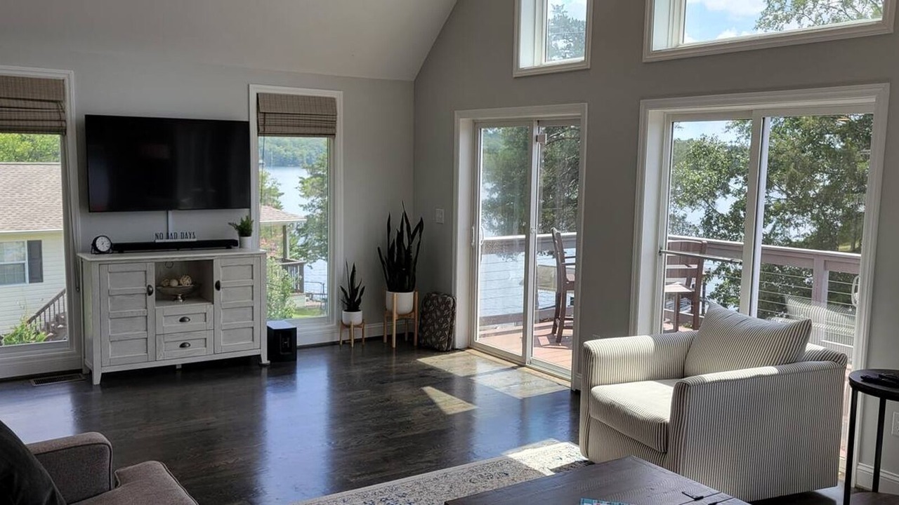 Photo of Livingroom in Semora