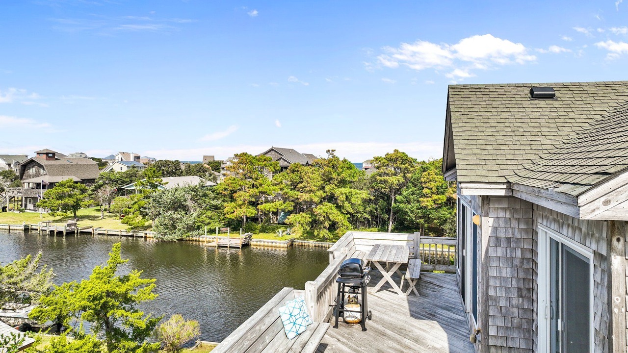 Photo of Patio Balcony in Brigands' Bay