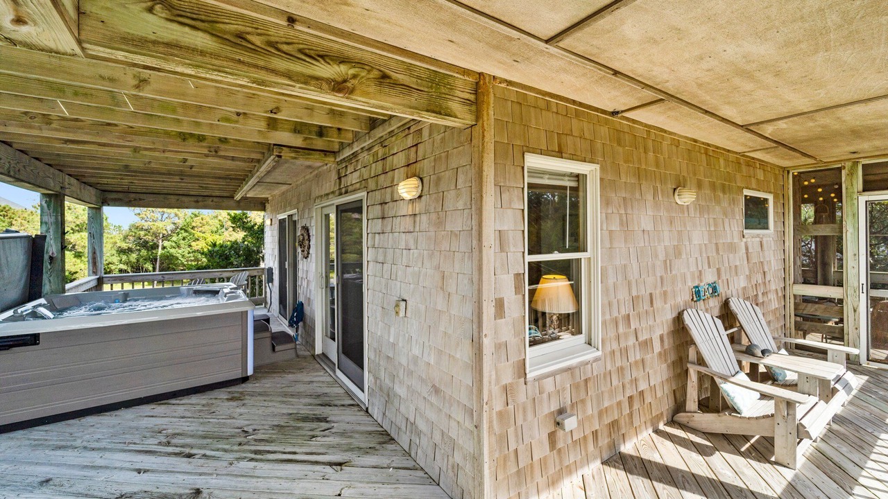 Photo of Patio Balcony in Brigands' Bay