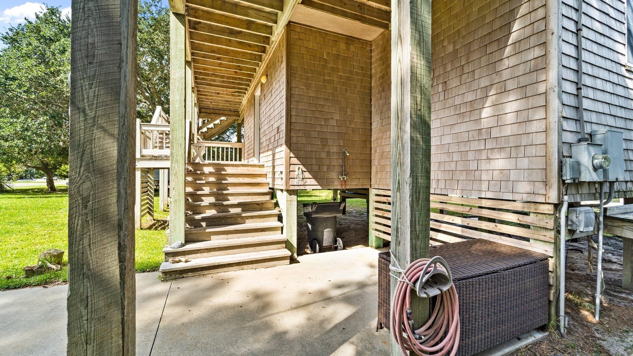 Photo of Patio Balcony in Brigands' Bay