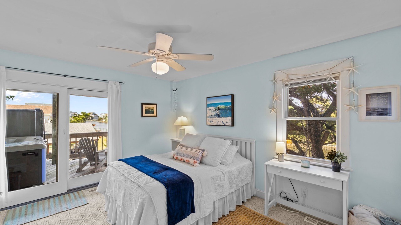 Photo of Bedroom in Brigands' Bay