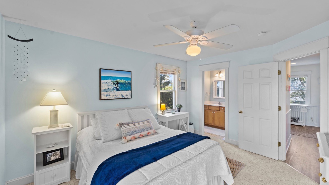 Photo of Bedroom in Brigands' Bay