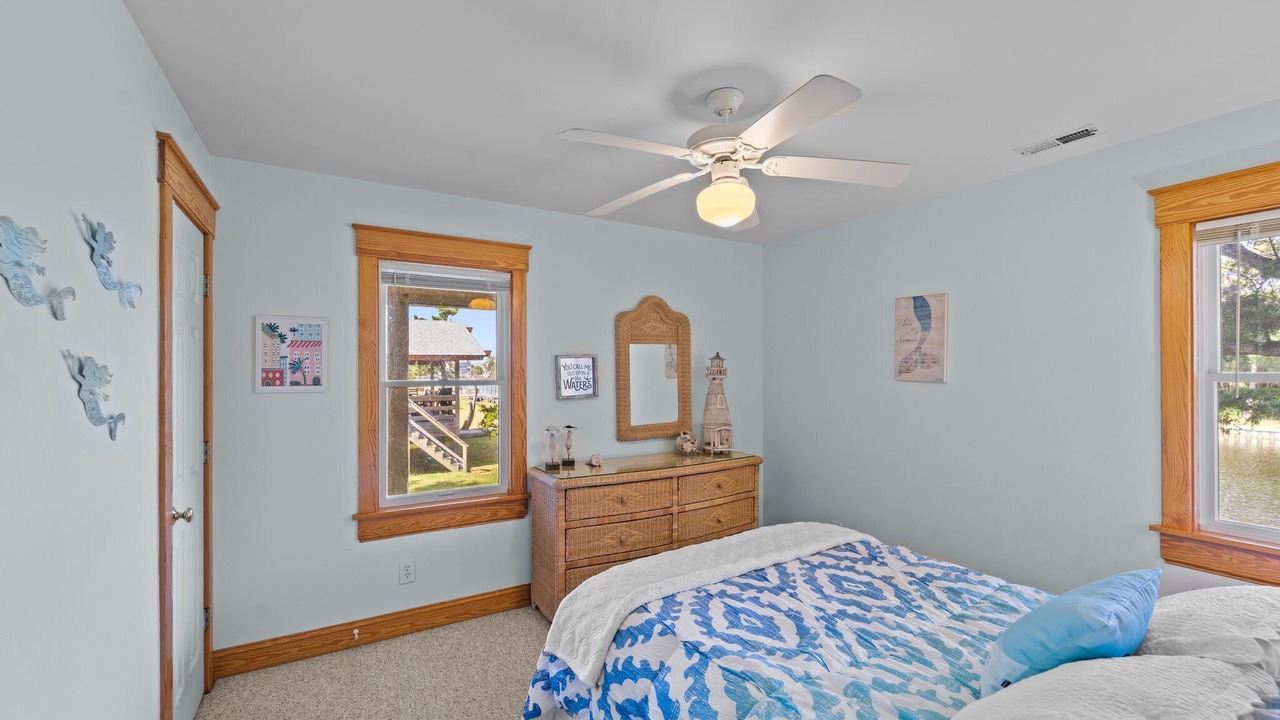 Photo of Bedroom in Brigands' Bay