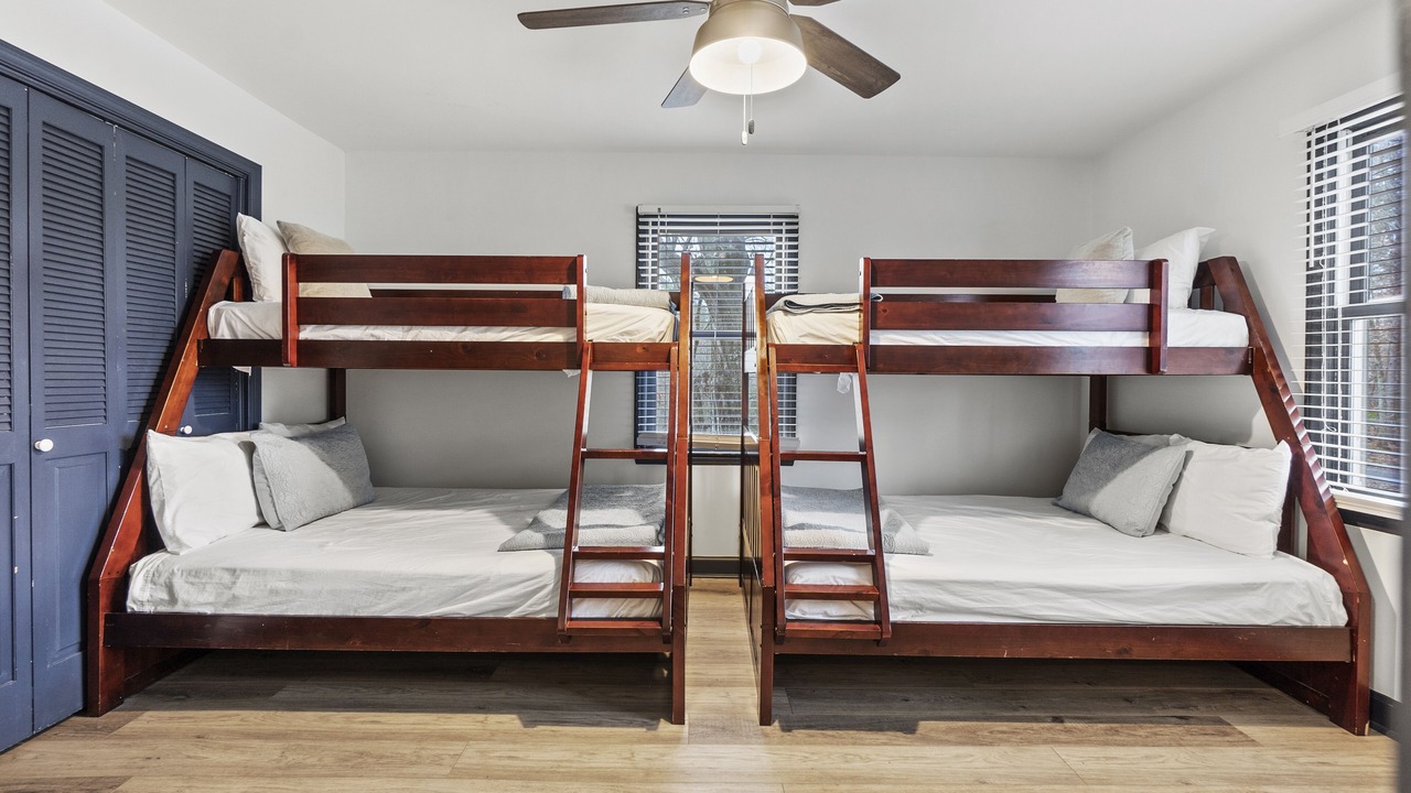 Photo of Bedroom in Barium Springs