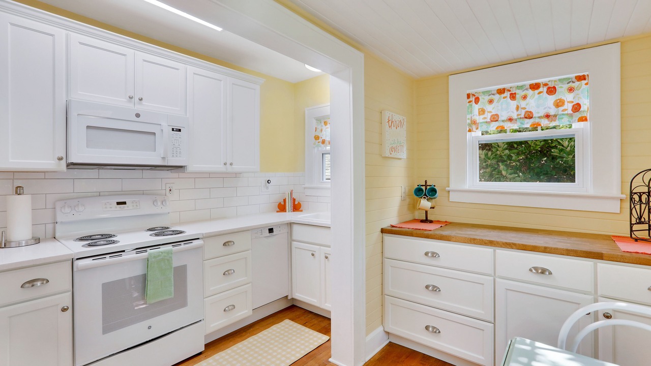 Photo of Kitchen in Midtown
